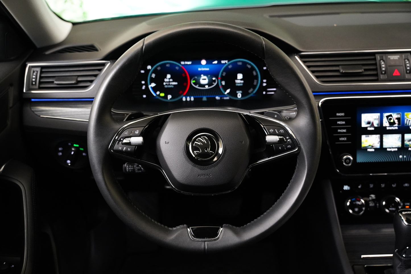 Škoda Superb 2.0 TDI 110 kW DSG Style Plus