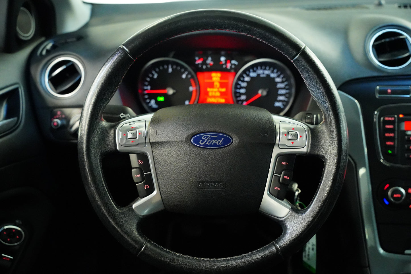 Ford Mondeo 2.0 TDCI 120 kW