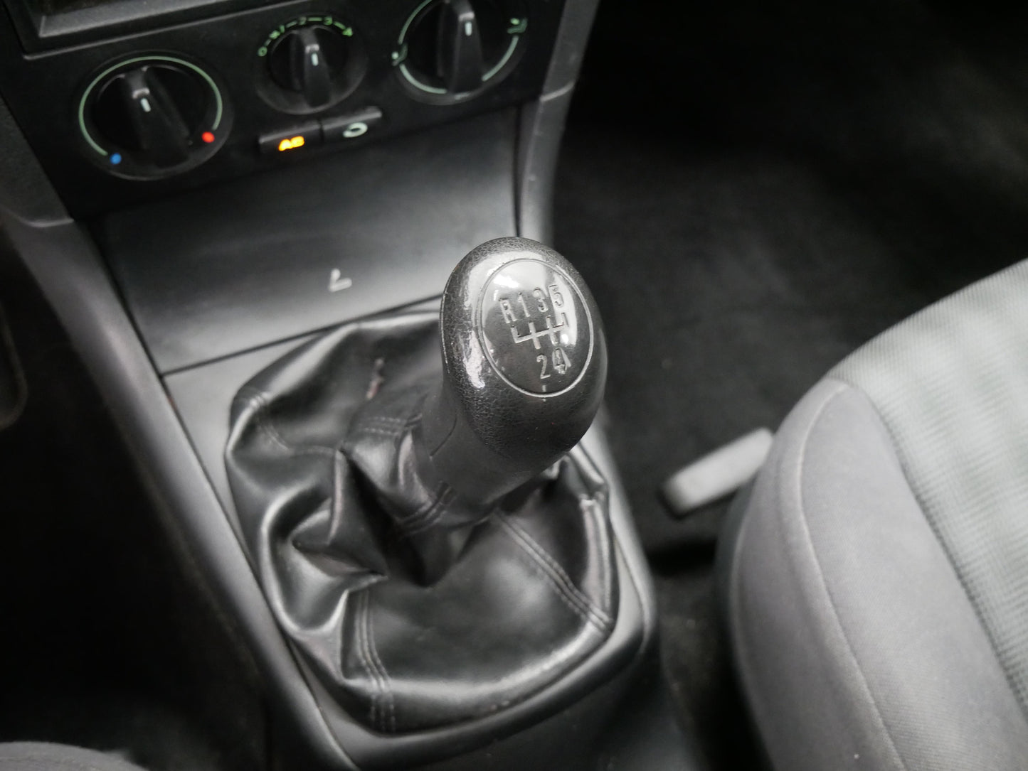 Škoda Octavia 1.6 MPi 75 kW Tour