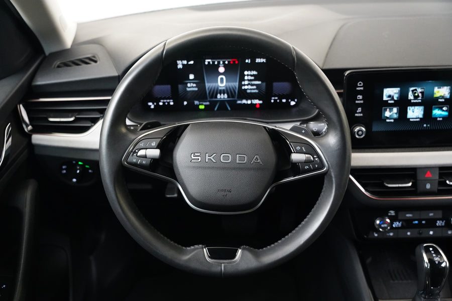 Škoda Scala 1.0 TSI 85kW DSG Top Selection – foto 18