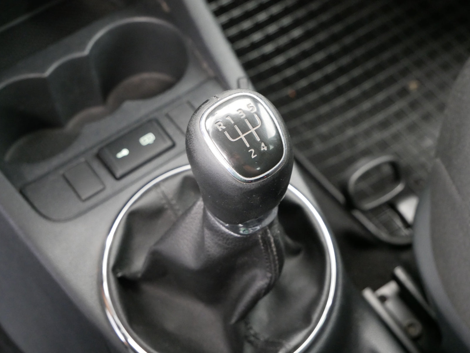 Škoda Roomster 1.2 TSI 63 kW Ambition Fresh – foto 18