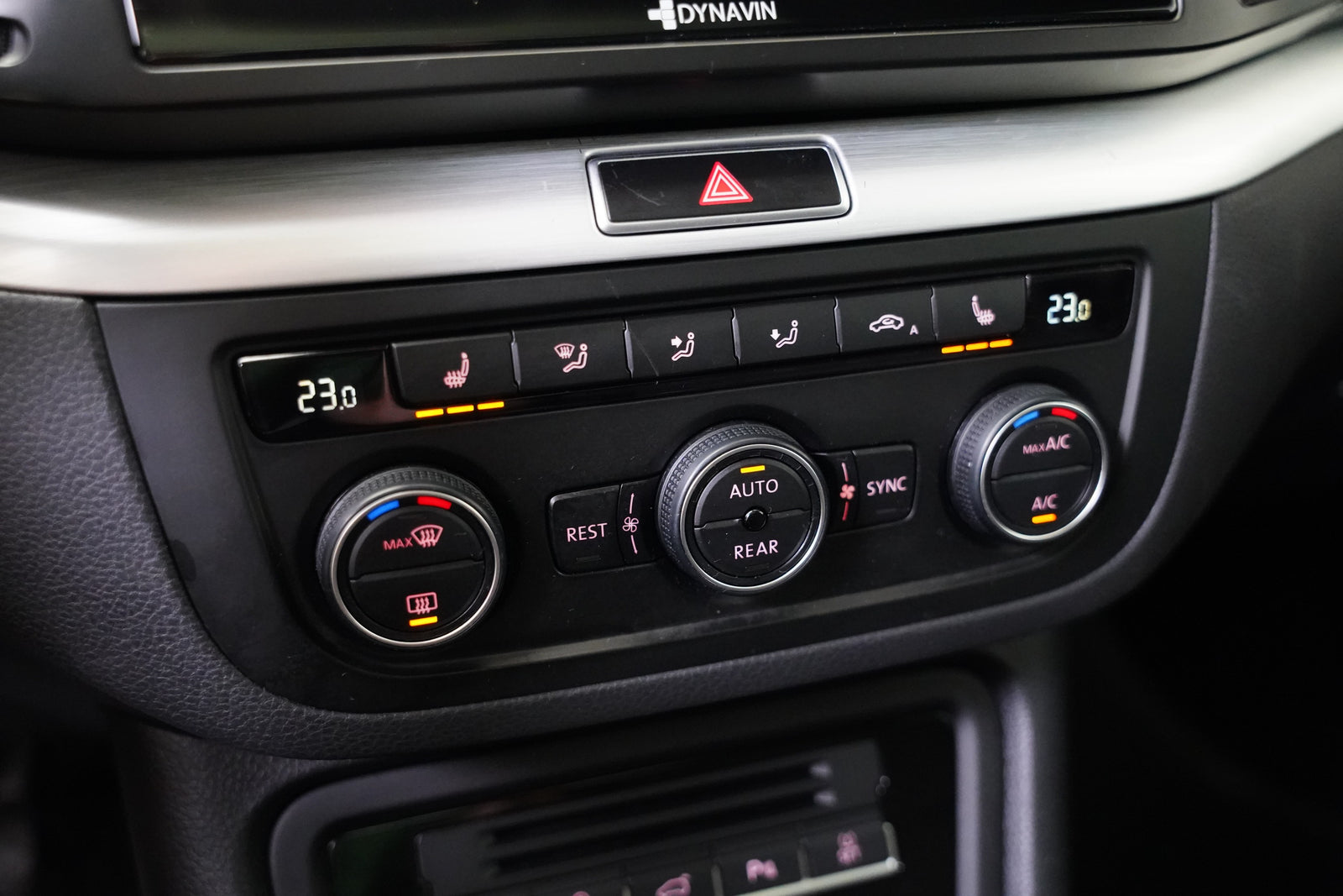 Volkswagen Sharan 2.0 TDI 135 kW DSG Comfortline – foto 18