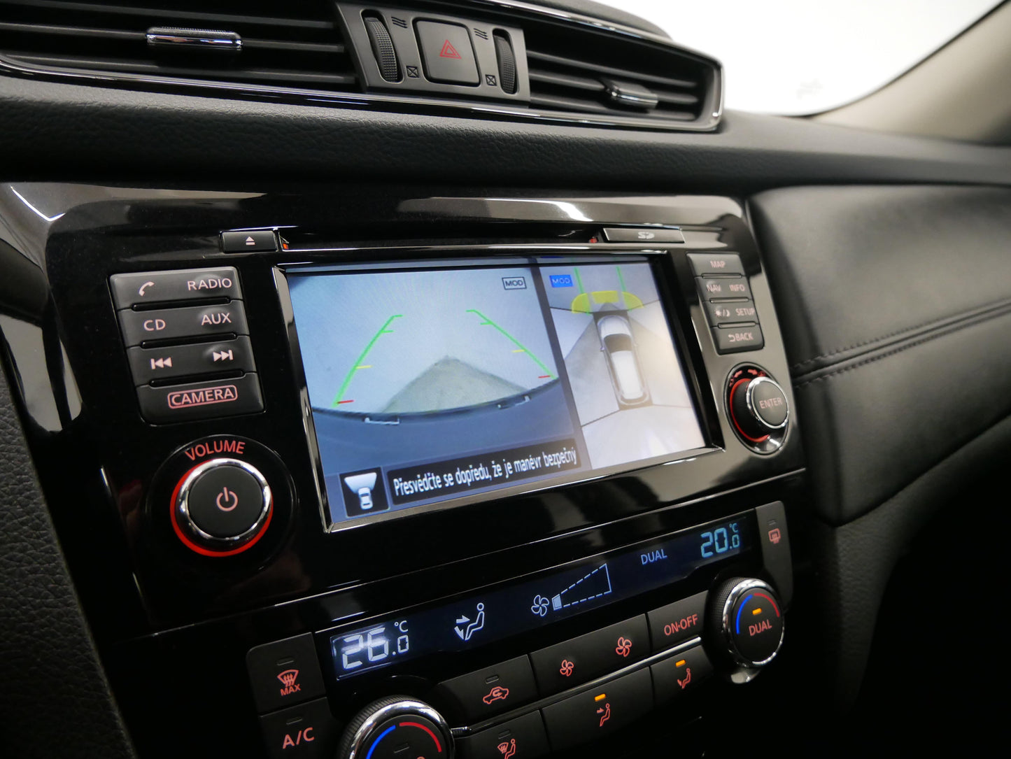 Nissan X-Trail 1.6 DIG-T 120 kW N-Connecta