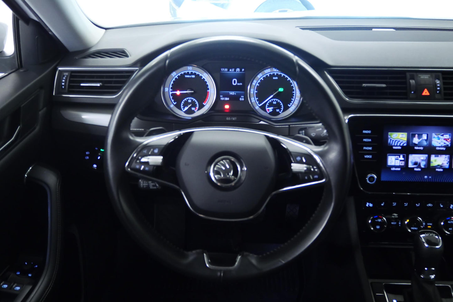 ŠKODA Superb 2.0 TDI 110 kW Style