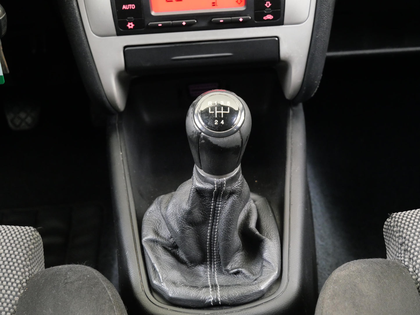 Seat Leon 1.6 MPI 77 kW Stella