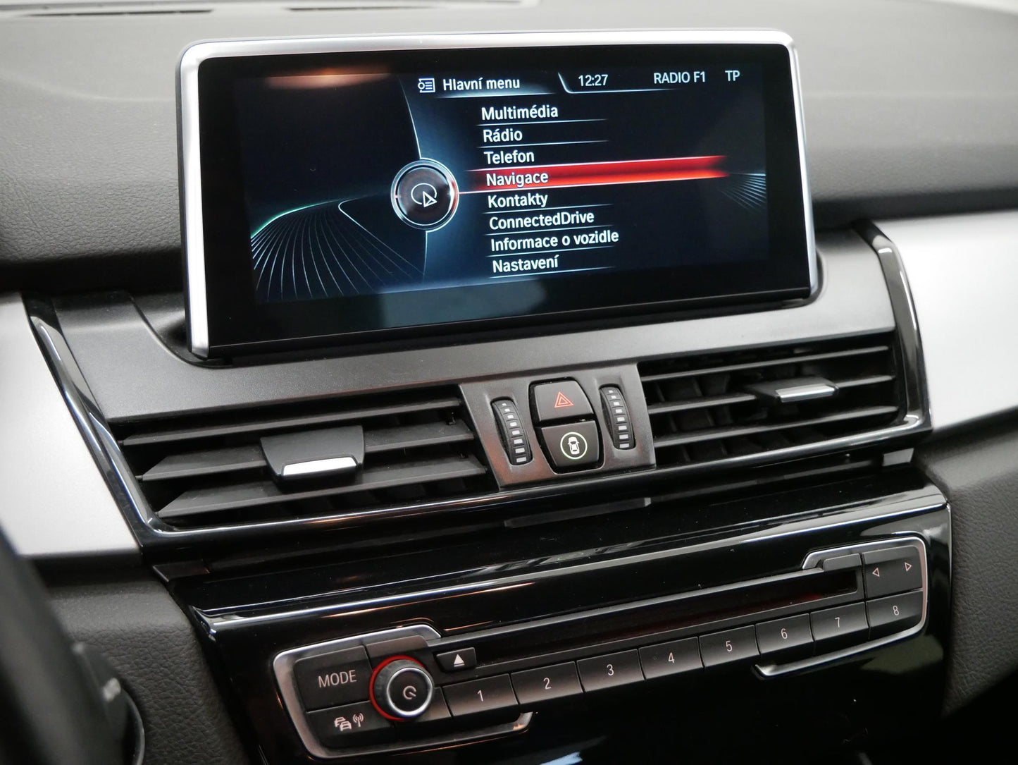 BMW Řada 2 218i Active Tourer Advantage
