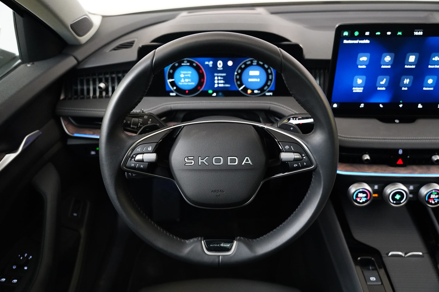 Škoda Superb 2.0 TDI 110 DSG L&K