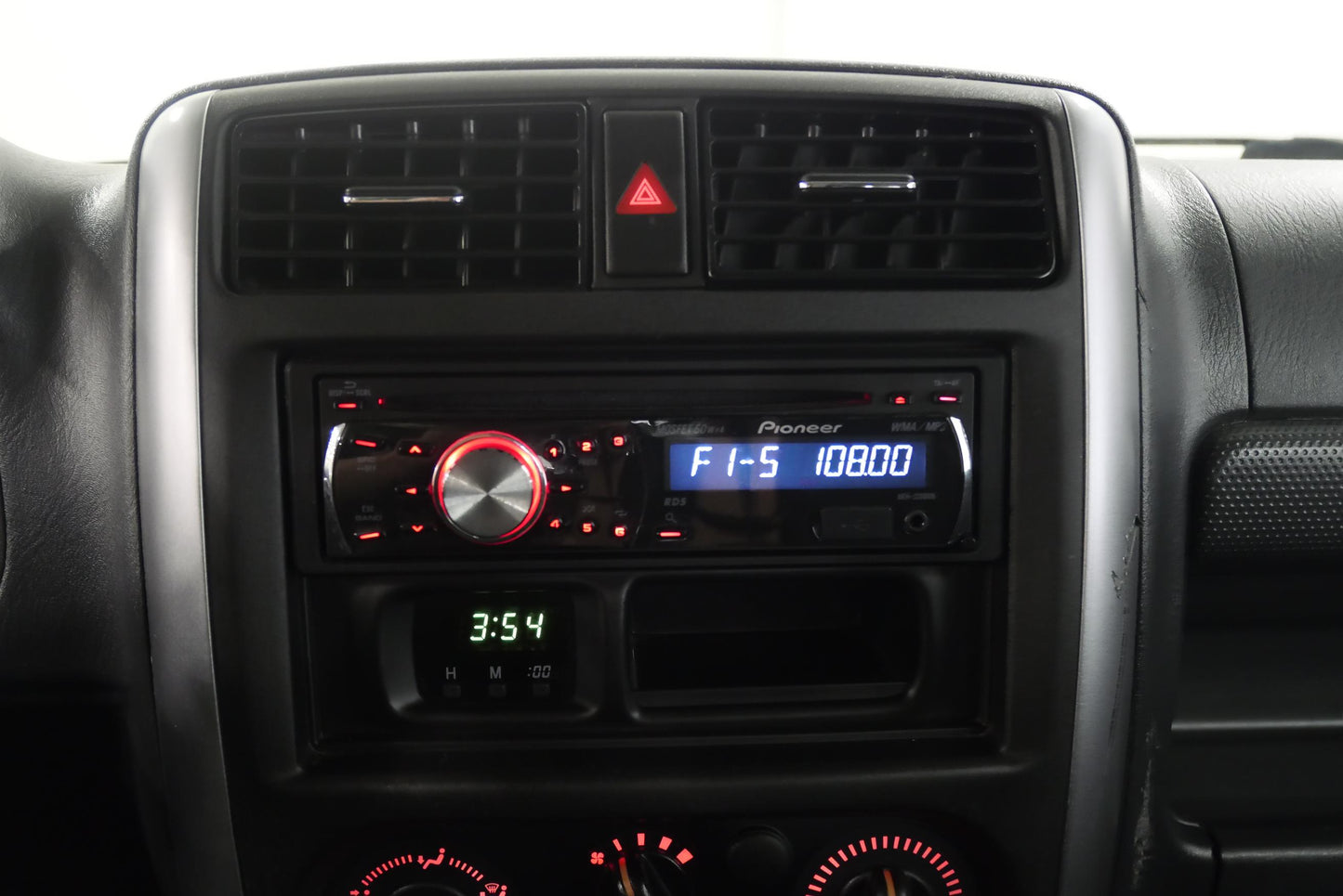 Suzuki Jimny 1.3 i 62 kW 4x4