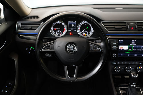 Škoda Superb 2.0 TDI 140 kW 4x4 L&K – foto 18