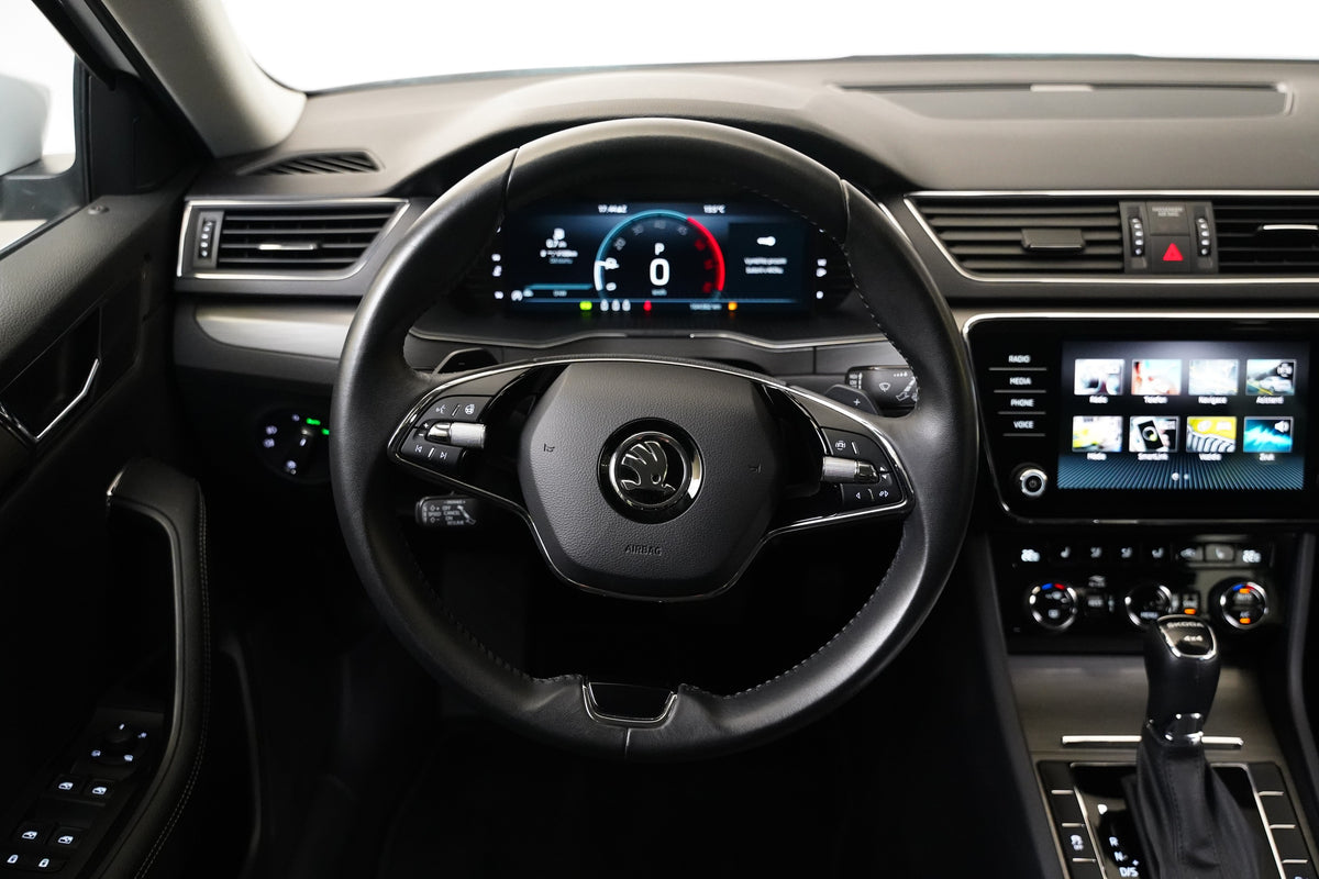 Škoda Superb 2.0 TDI 147 kW DSG 4x4 Style – foto 18