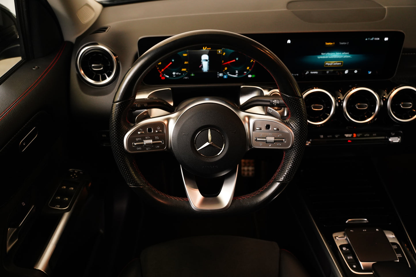 Mercedes-Benz GLB 250 165 kW 4MATIC AMG Line