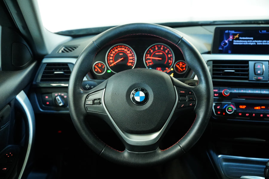 BMW Řada 3 328i 180 kW Sport-Line – foto 17