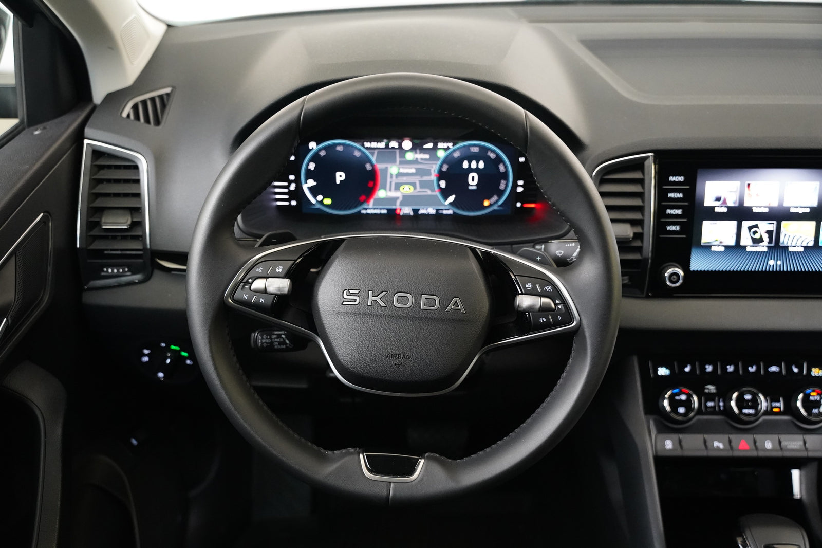 Škoda Karoq 1.5 TSI 110 kW Top Selection – foto 18