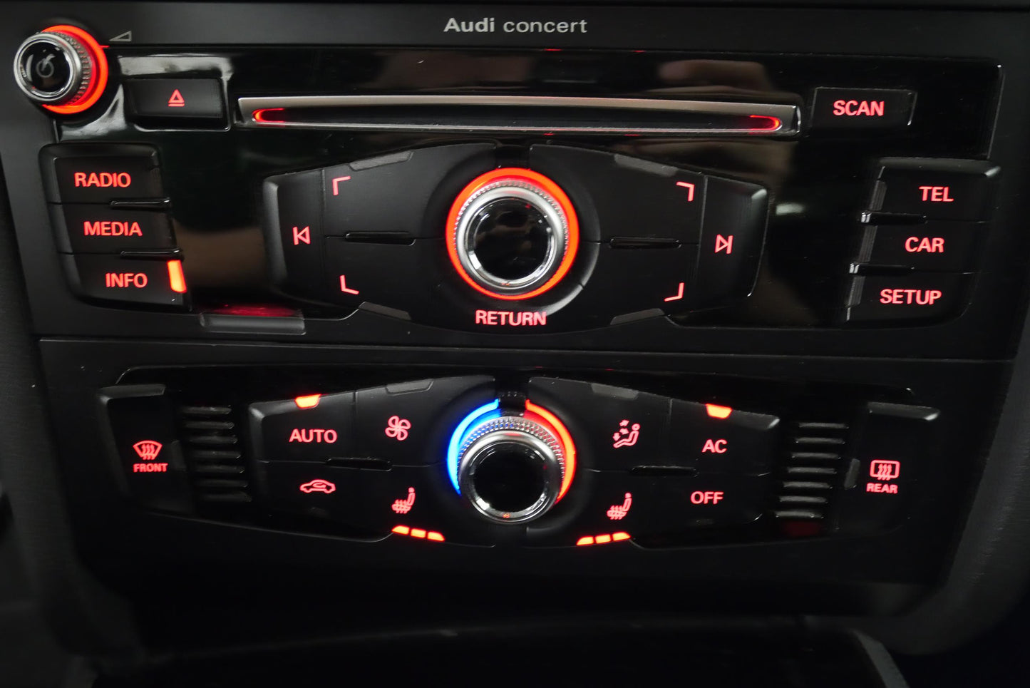 Audi A4 2.0 TDI 130 kW Attraction