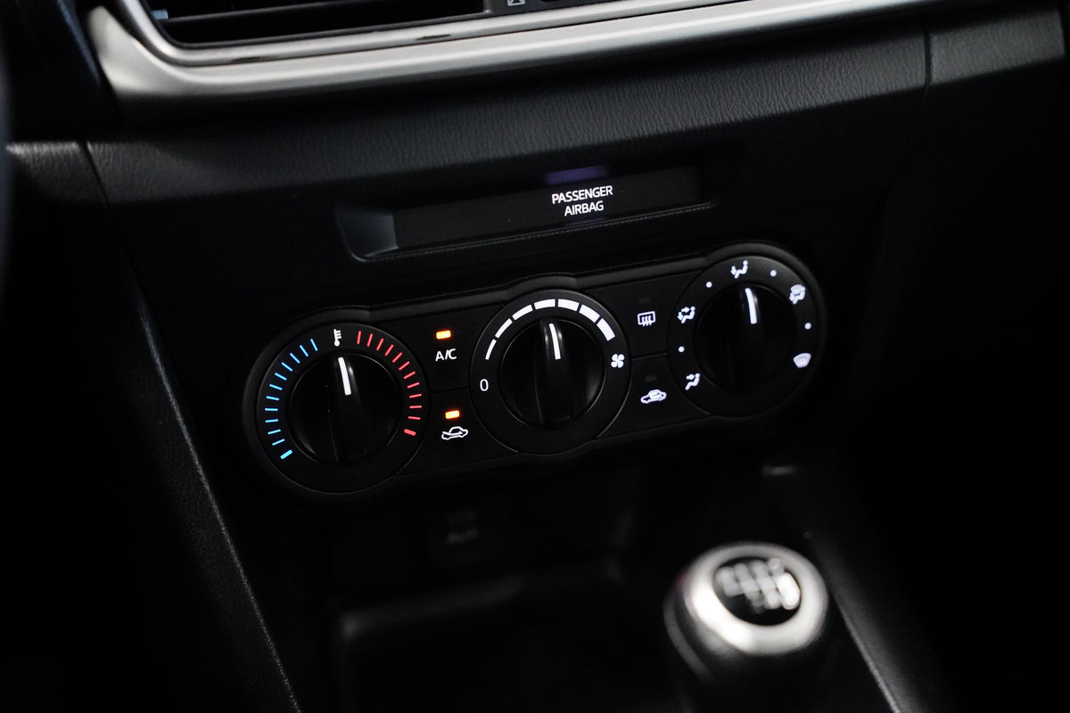 Mazda 3 1.5 Skyactiv-G 74 kW – foto 18