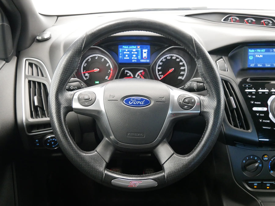 Ford Focus 2.0 EcoBoost 184 kW ST – foto 19