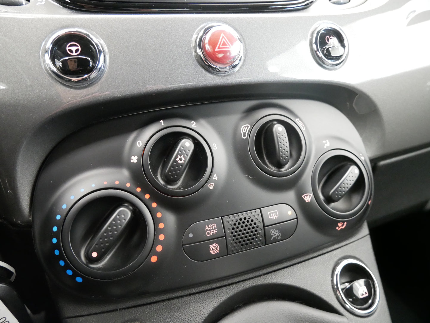 Fiat 500 1.0 Mild-Hybrid 51 kW Lounge