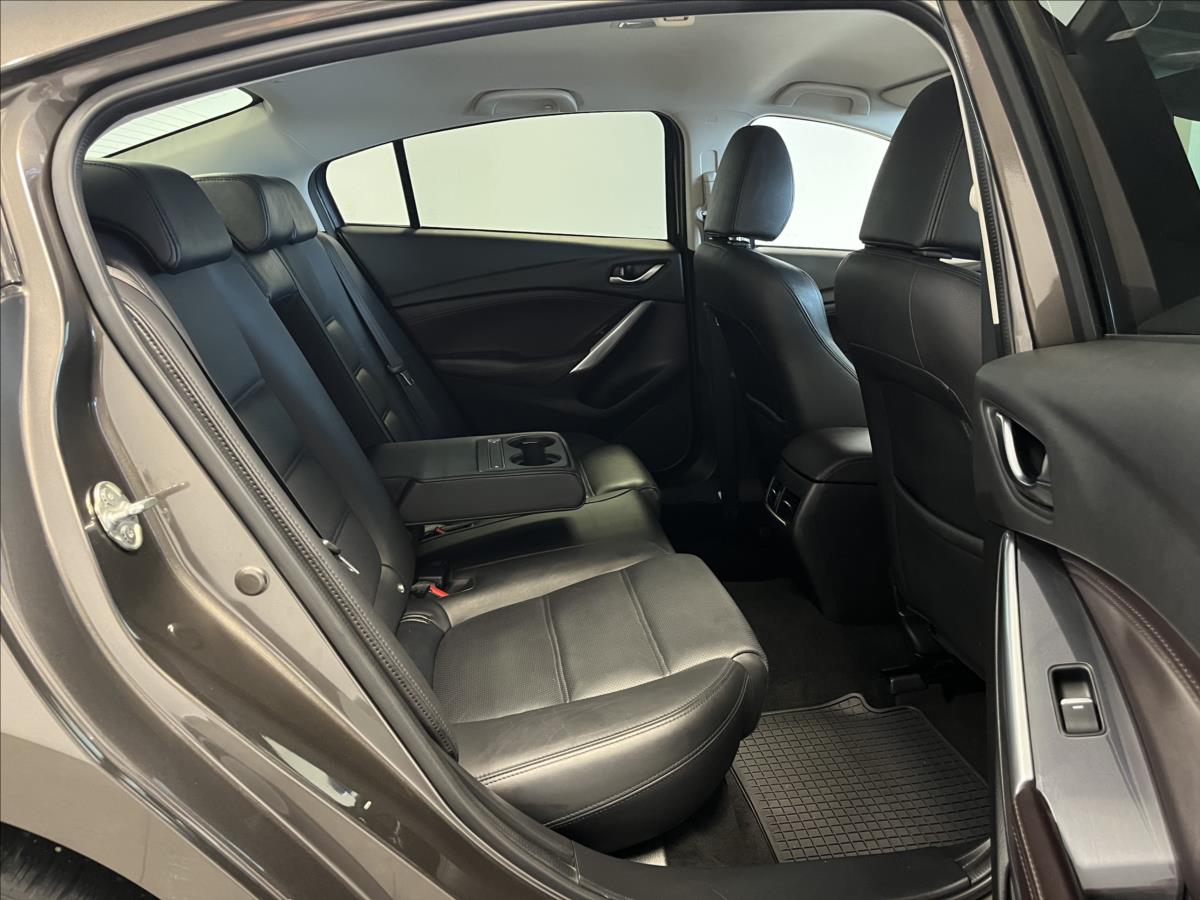 Mazda 6 2.5 Skyactiv-G Revolution TOP