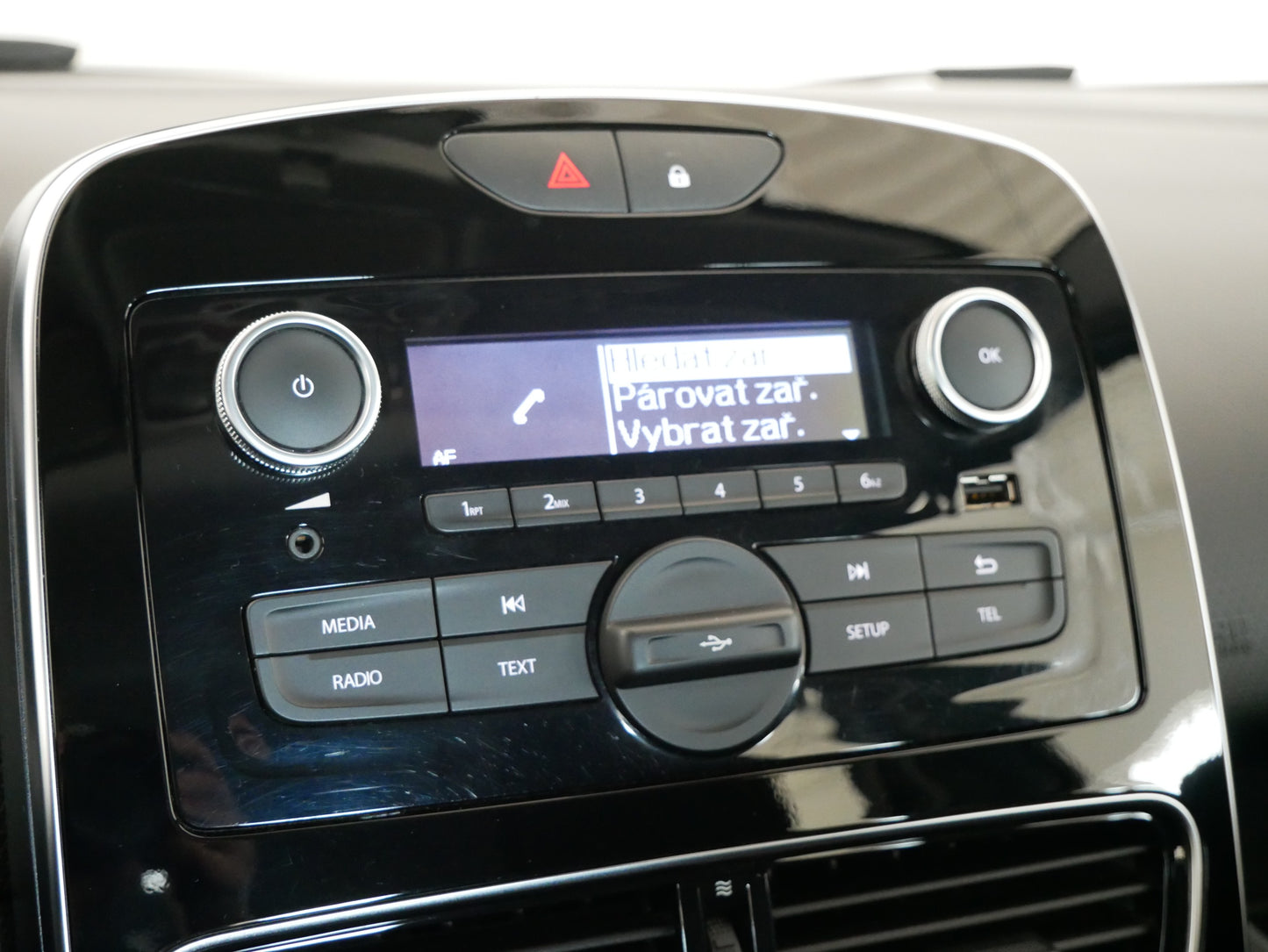 Renault Clio 0.9i 56 kW