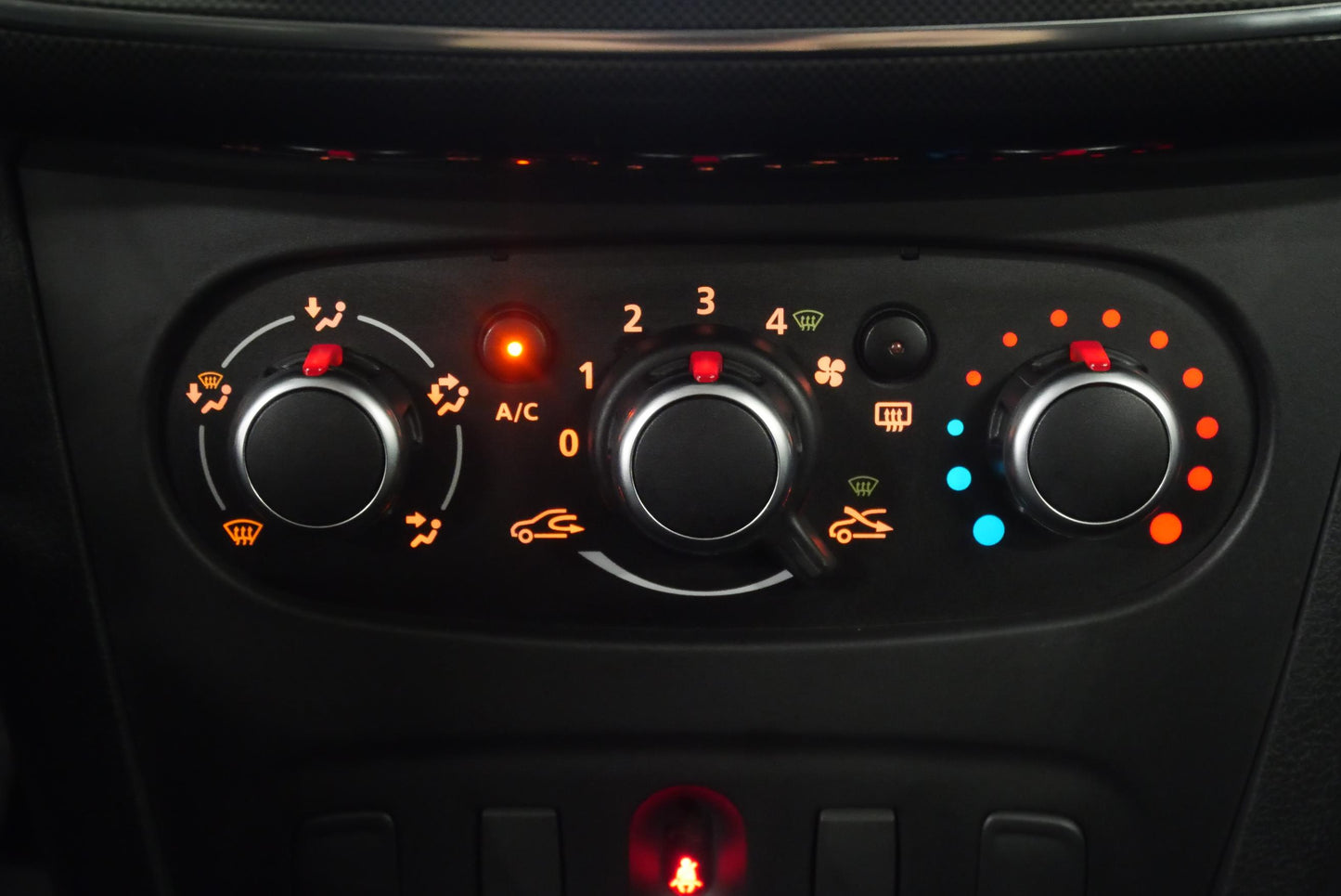 Dacia Logan 1.0 SCe 54 kW