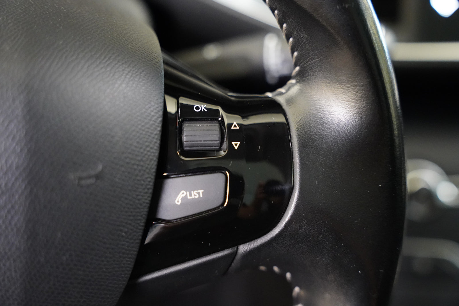 Peugeot 308 2.0 Blue-HDi 110 kW Allure – foto 19