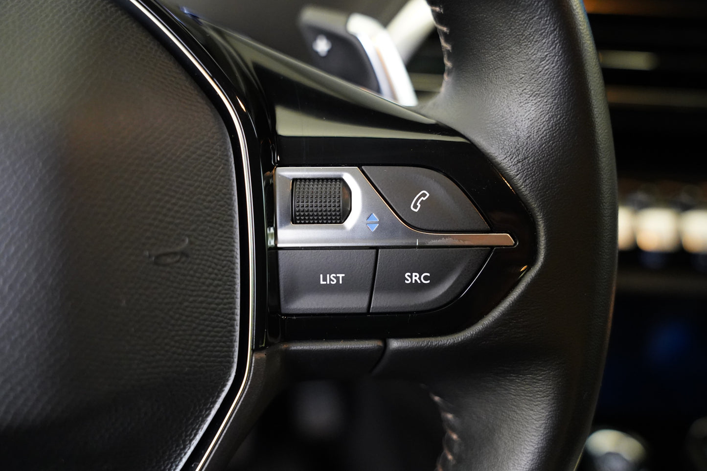 Peugeot 3008 1.5 Blue-HDi 96 kW Active Pack