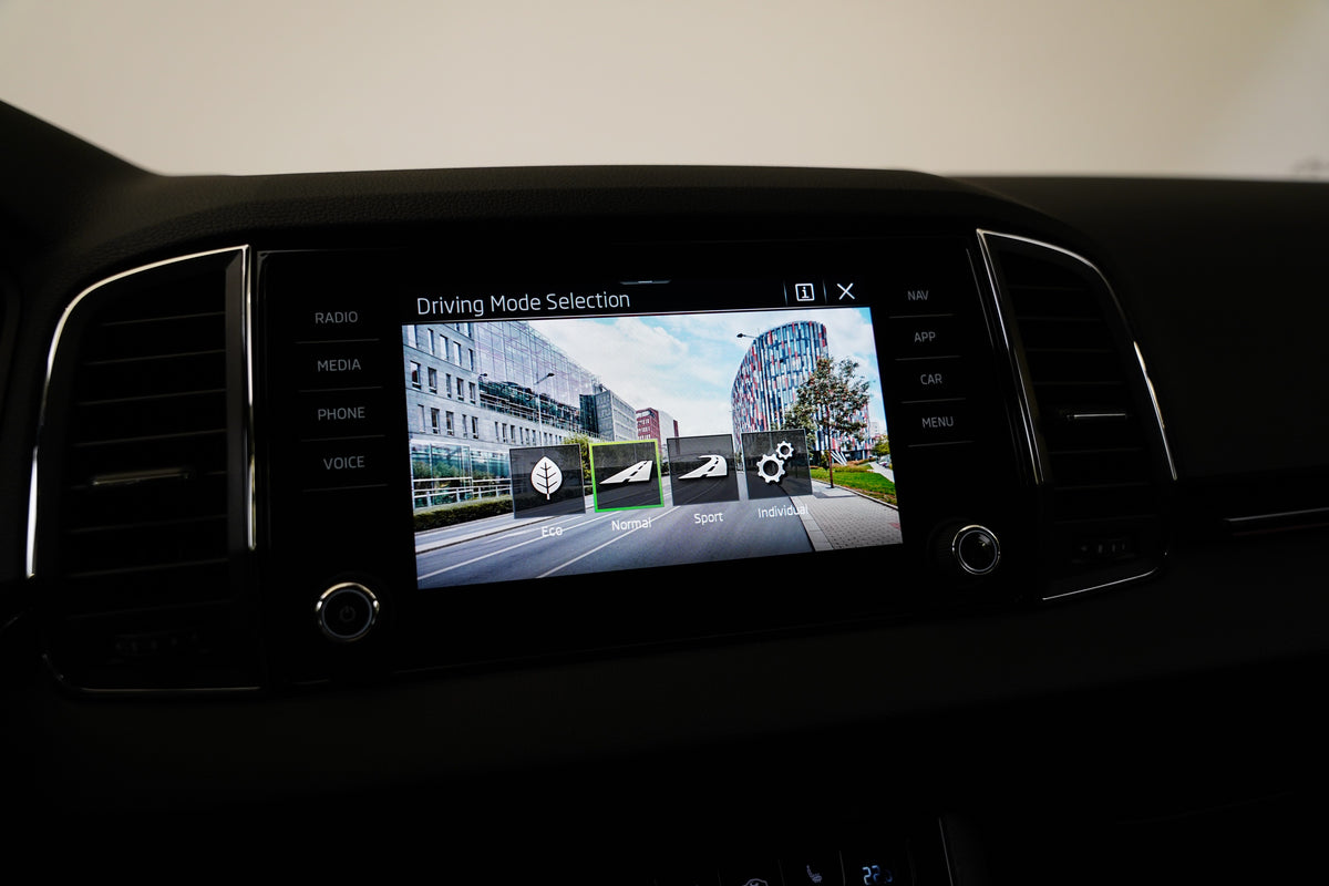 Škoda Karoq 1.5 TSI 110 kW Top Selection – foto 19