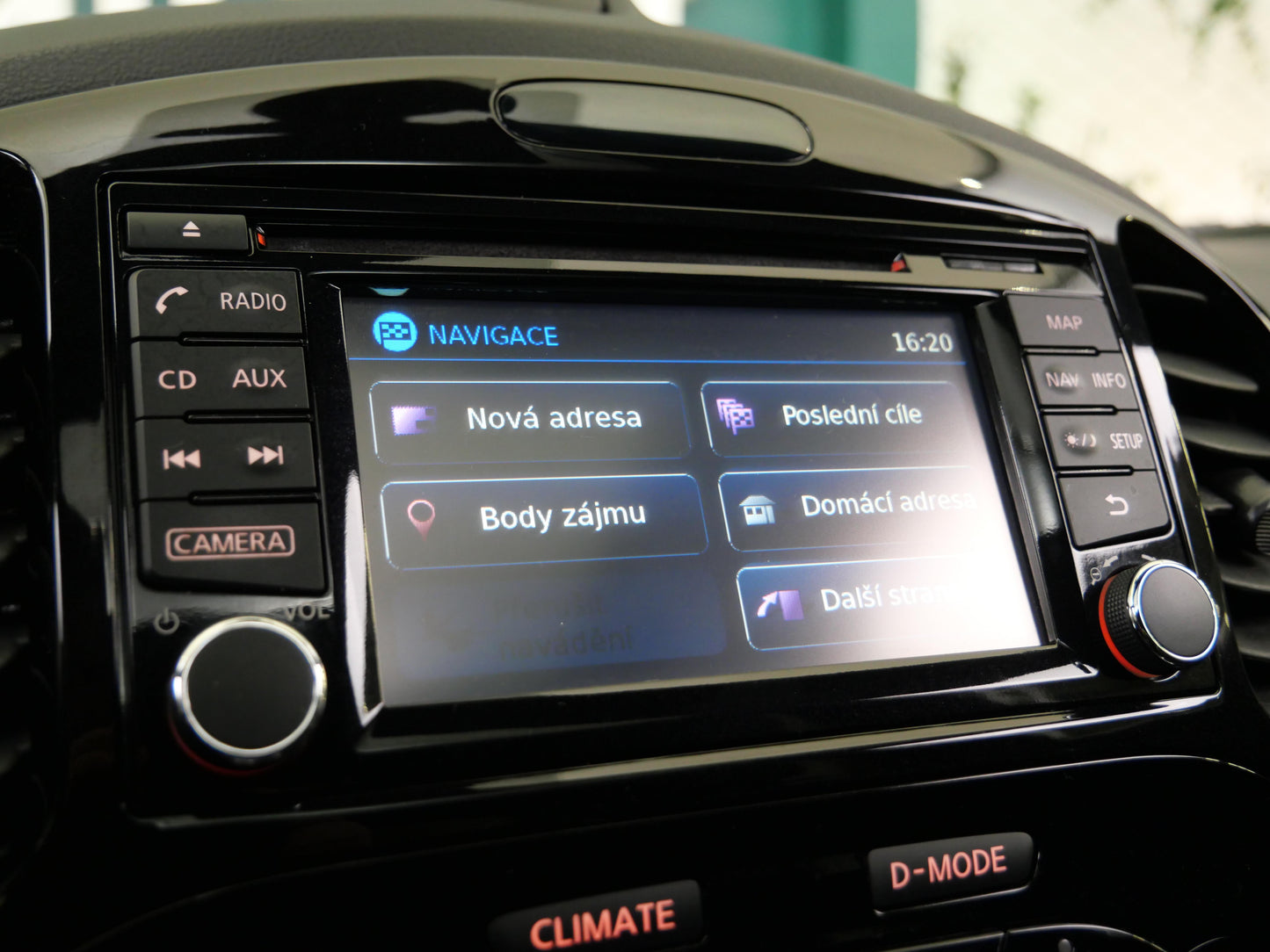 Nissan Juke 1.2 i 85 kW Tekna