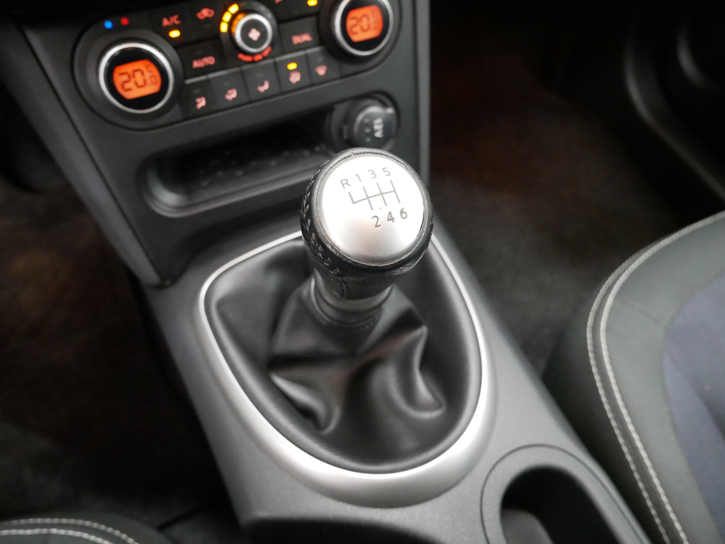 Nissan Qashqai 2.0 i 104 kW Acenta