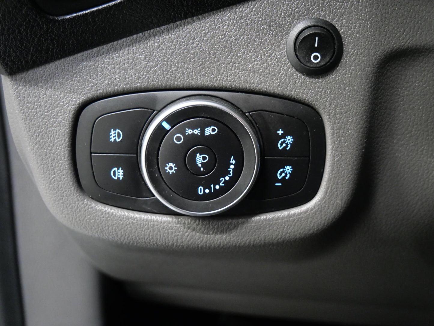 Ford Tourneo Connect 1.5 EcoBlue 88 kW Trend