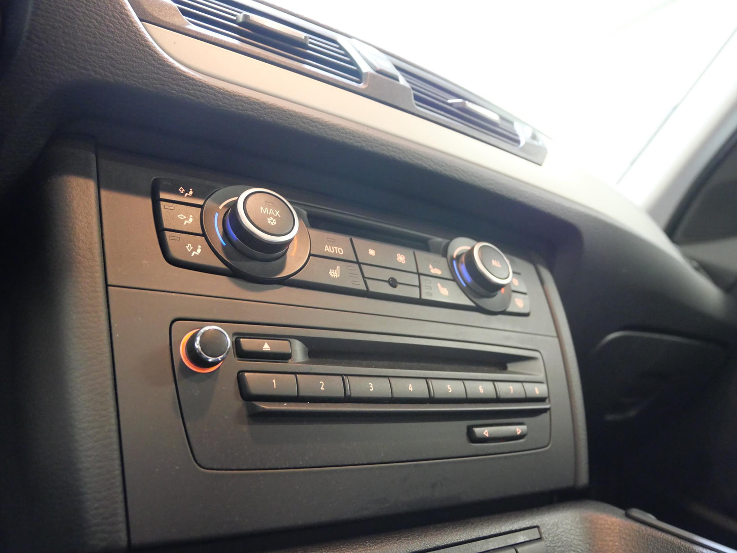 BMW X1 sDrive 18i 110 kW