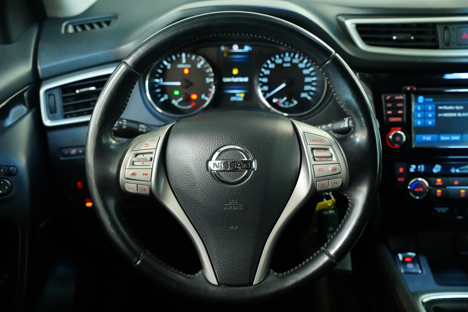 Nissan Qashqai 1.6 dCi 96 kW – foto 19