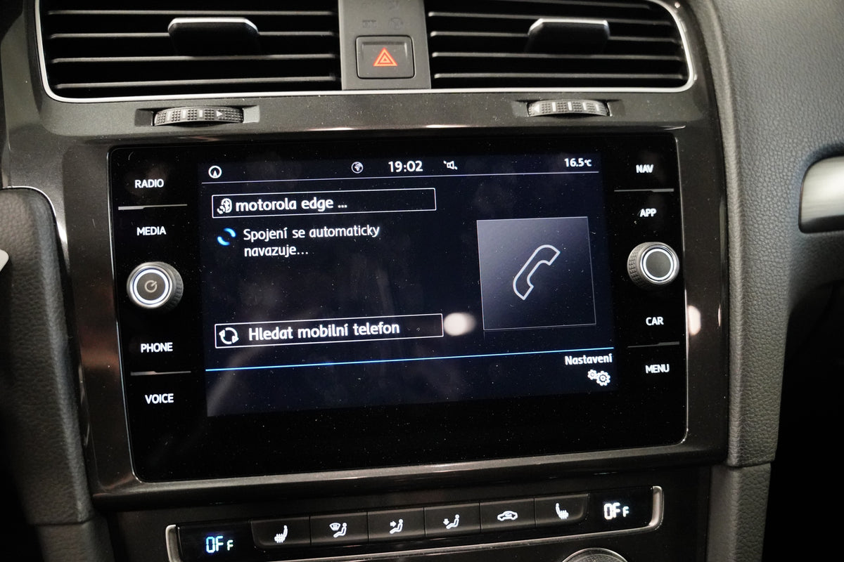 Volkswagen Golf 2.0 TDI 110 kW Comfortline – foto 19