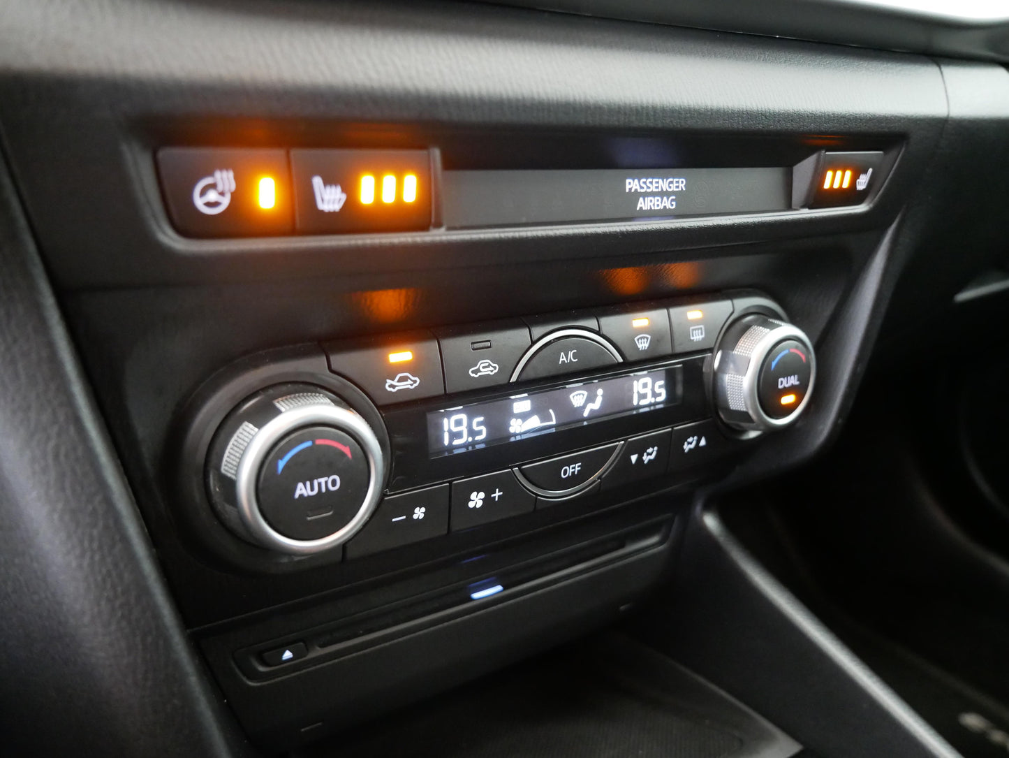 Mazda 3 2.0 Skyactive 88 kW Signature
