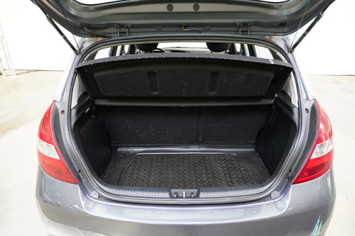 Hyundai i20 1,3 57 kW – foto 19