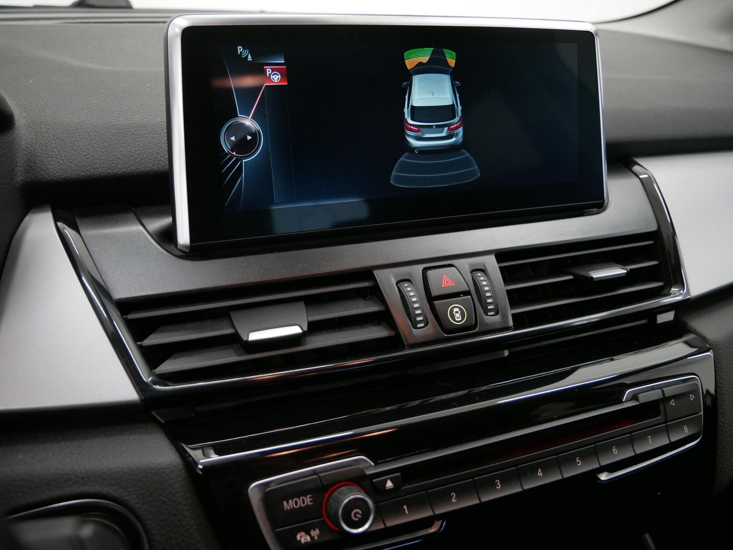 BMW Řada 2 218i Active Tourer Advantage