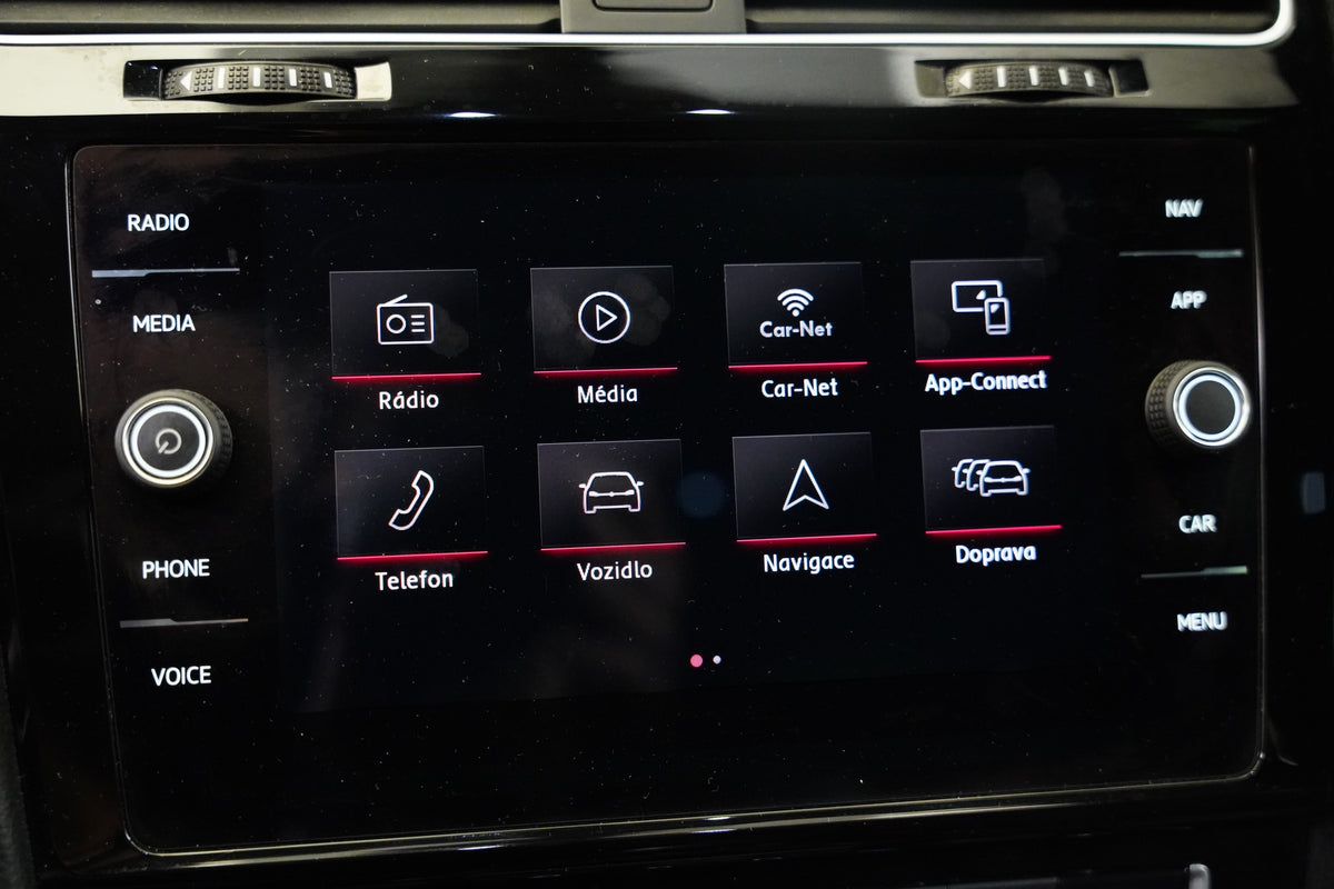 Volkswagen Golf 2.0 TSI 169 kW GTI – foto 19