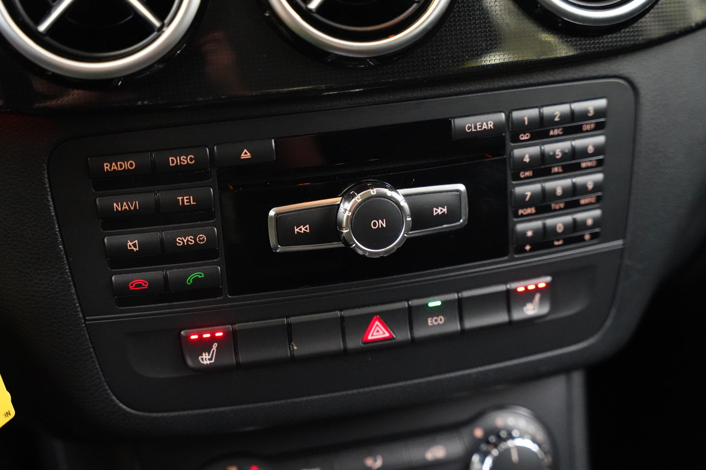 Mercedes-Benz Třídy B 180 i 90 kW