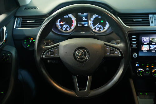 Škoda Octavia 2.0TSi 140kW – foto 19