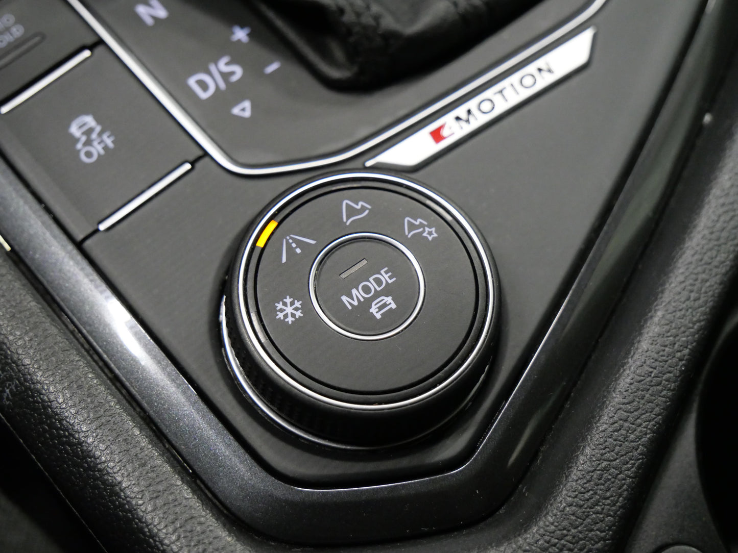 Volkswagen Tiguan 2.0 TSI 132 kW Sound