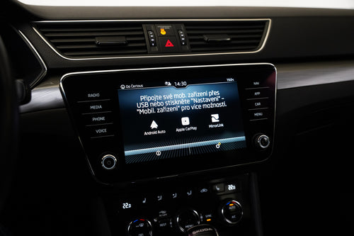 Škoda Superb 2.0 TDI 110 kW Style – foto 19