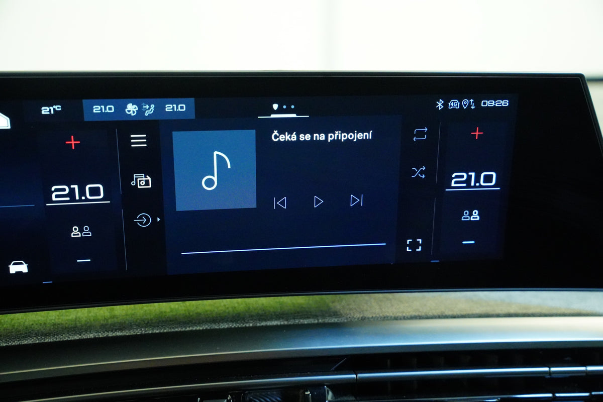 Peugeot 3008 1.2 PT 100 kW Hybrid