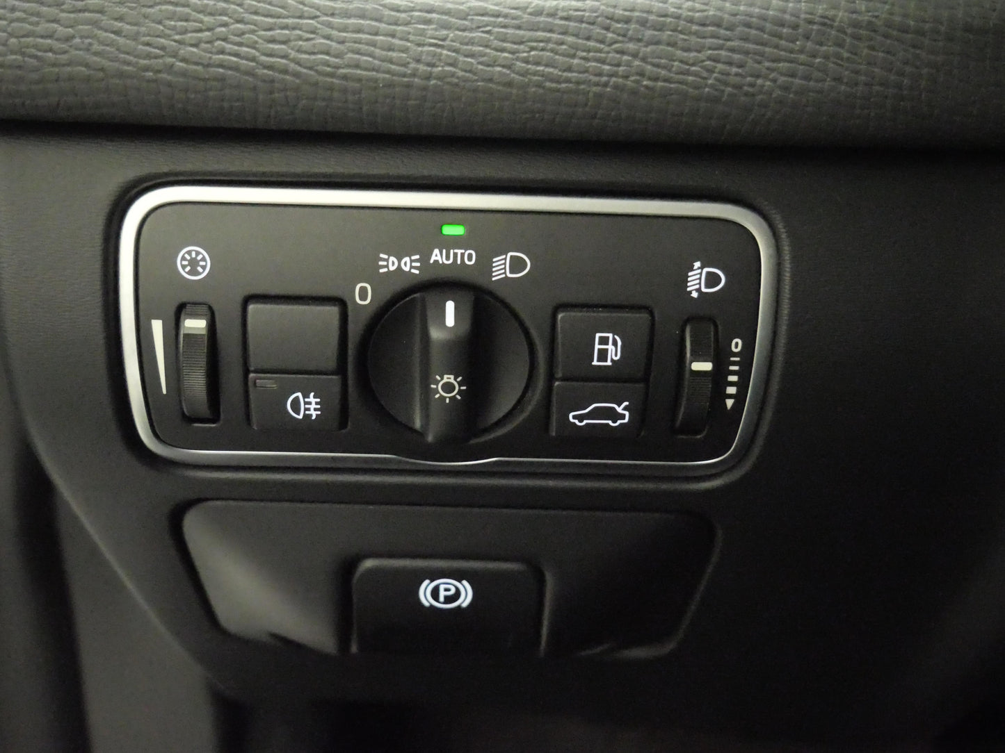Volvo XC60 D4 140 kW AWD Momentum