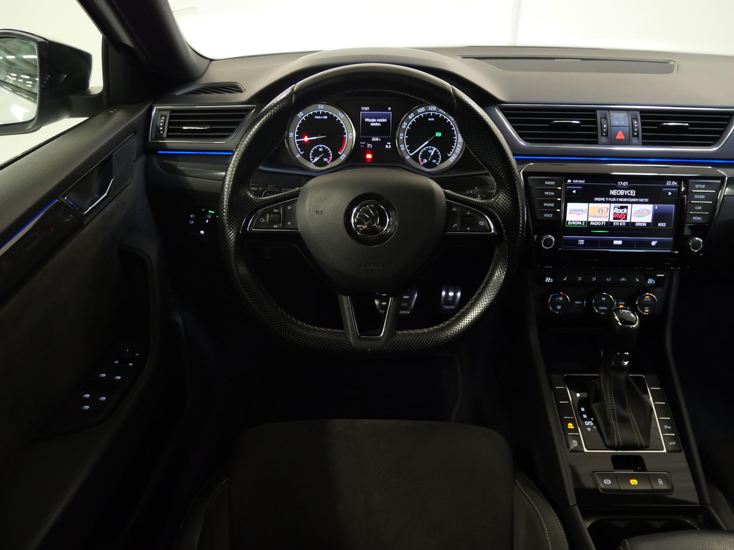 Škoda Superb 2.0 TDI 110 kW Sportline