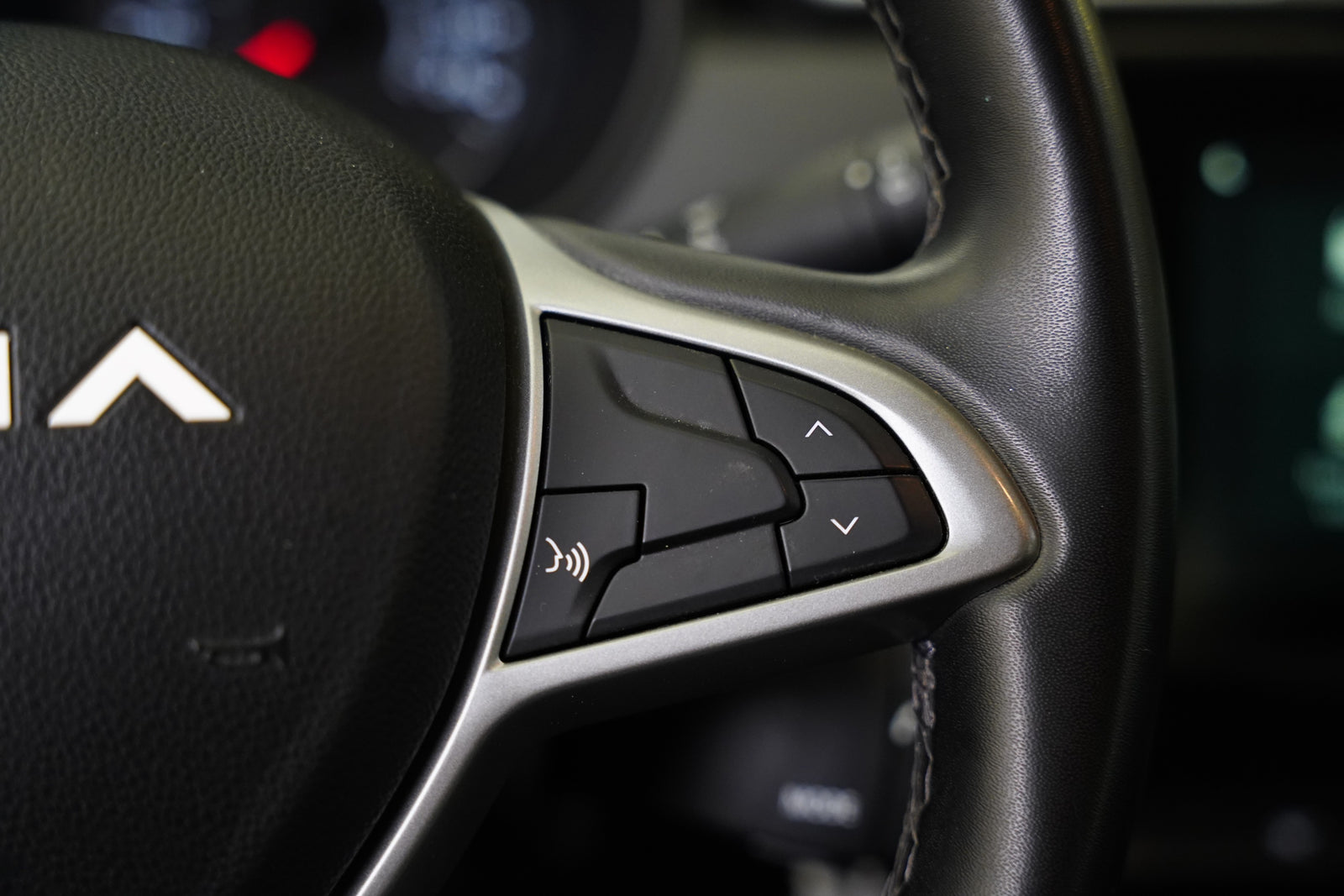 Dacia Duster 1.0 TCe 74 kW Expression – foto 19