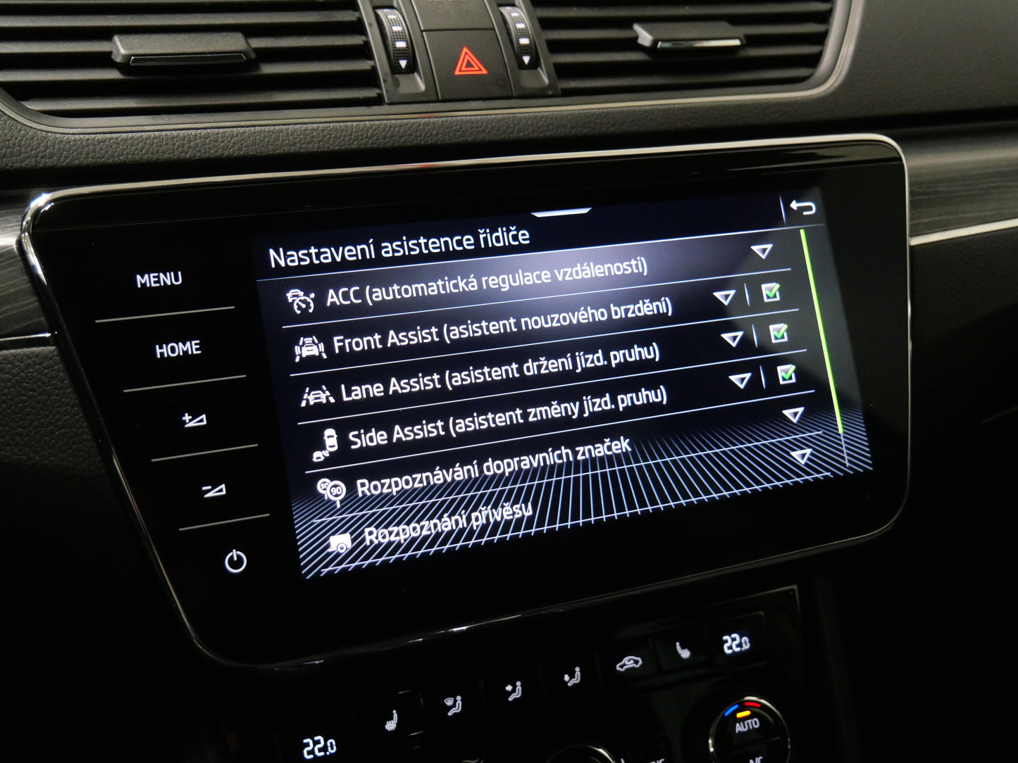 Škoda Superb 2.0 TDI 110 kW Style TOP
