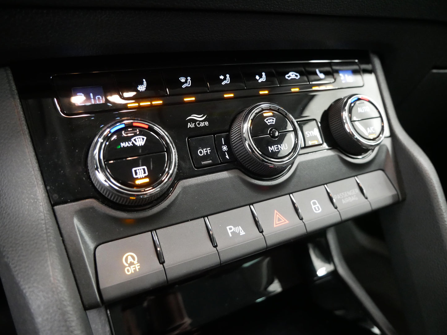 ŠKODA Karoq 1.5 TSI 110 kW TOP Selection