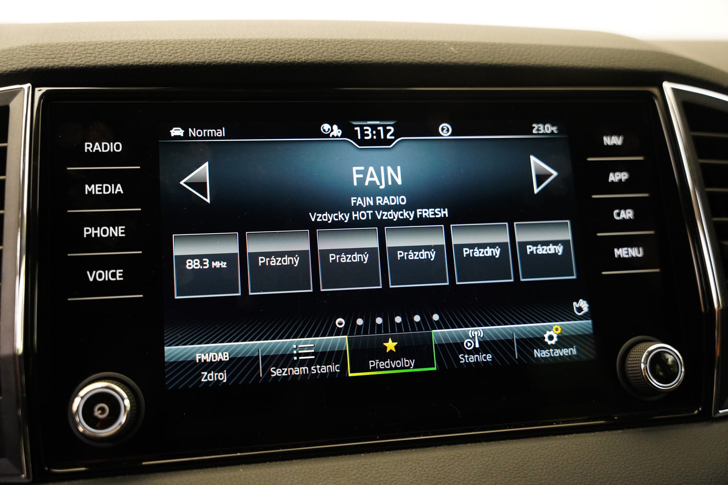 Škoda Karoq 1.5 TSI 110 kW Top Selection