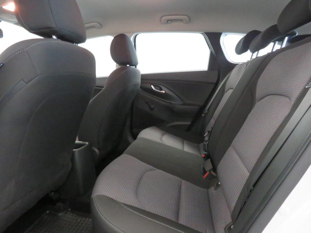 Hyundai i30 1.5 CVVT 81 kW Start Plus