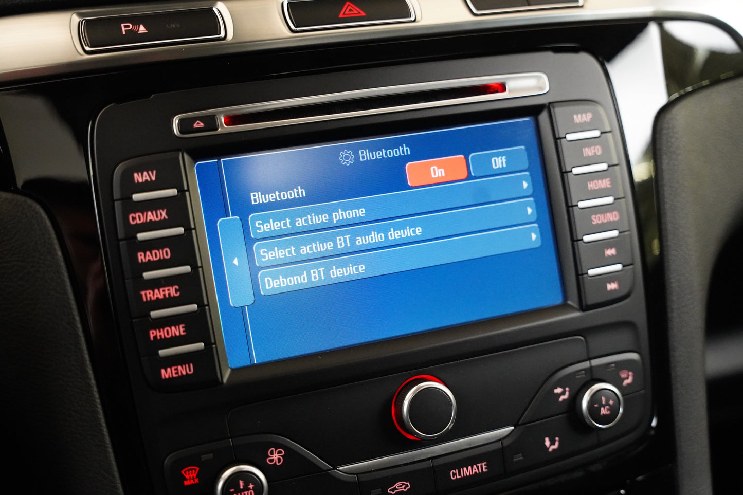 Ford Galaxy 2.2 TDCi 147 kW TItanium